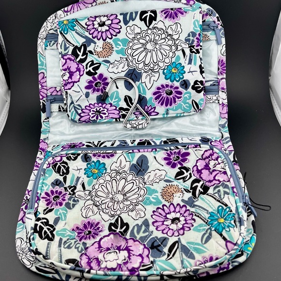 Vera Bradley Toiletries Bag Hanging Shower Bag Travel Organizer Small Size - Picture 7 of 11